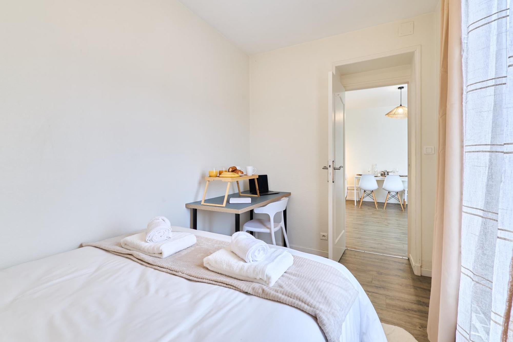 Le Petillant, Gare Centre-Ville, Netflix, Wifi رانس المظهر الخارجي الصورة